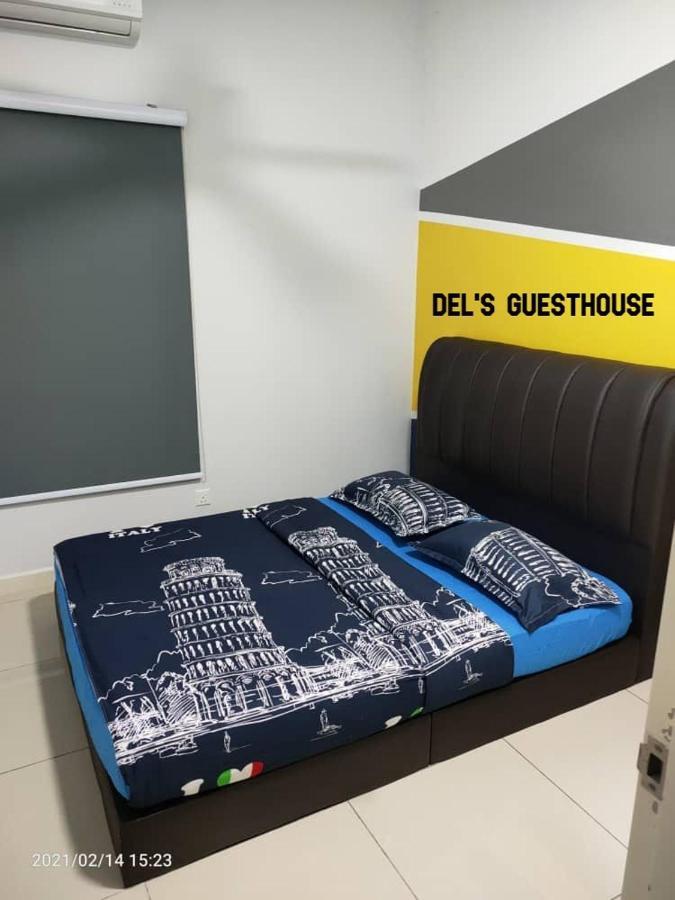 Del'S Guesthouse @ Southville Same Level With Pool Fits 8 Bangi Eksteriør bilde